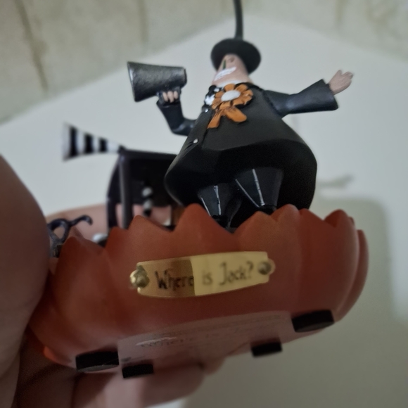 Hawthorne Village The Mayor Nightmare Before Christmas  Where Is Jack? Figurine - Picture 5 of 7